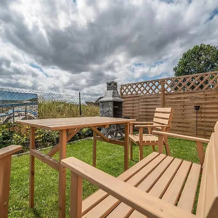 Summer House In D Browa Near The Sea *
